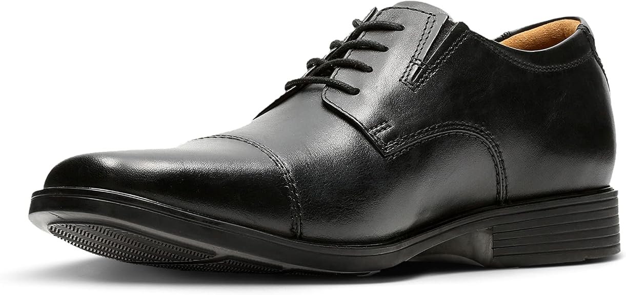 Chaussures homme Clarks Tilden Cap