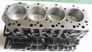 Bloc-cylindres complet avec kit de joints de révision pour moteur Isuzu 4JG2